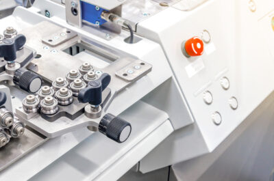 metalguiderollersonindustrialequipmentfortheproductionof